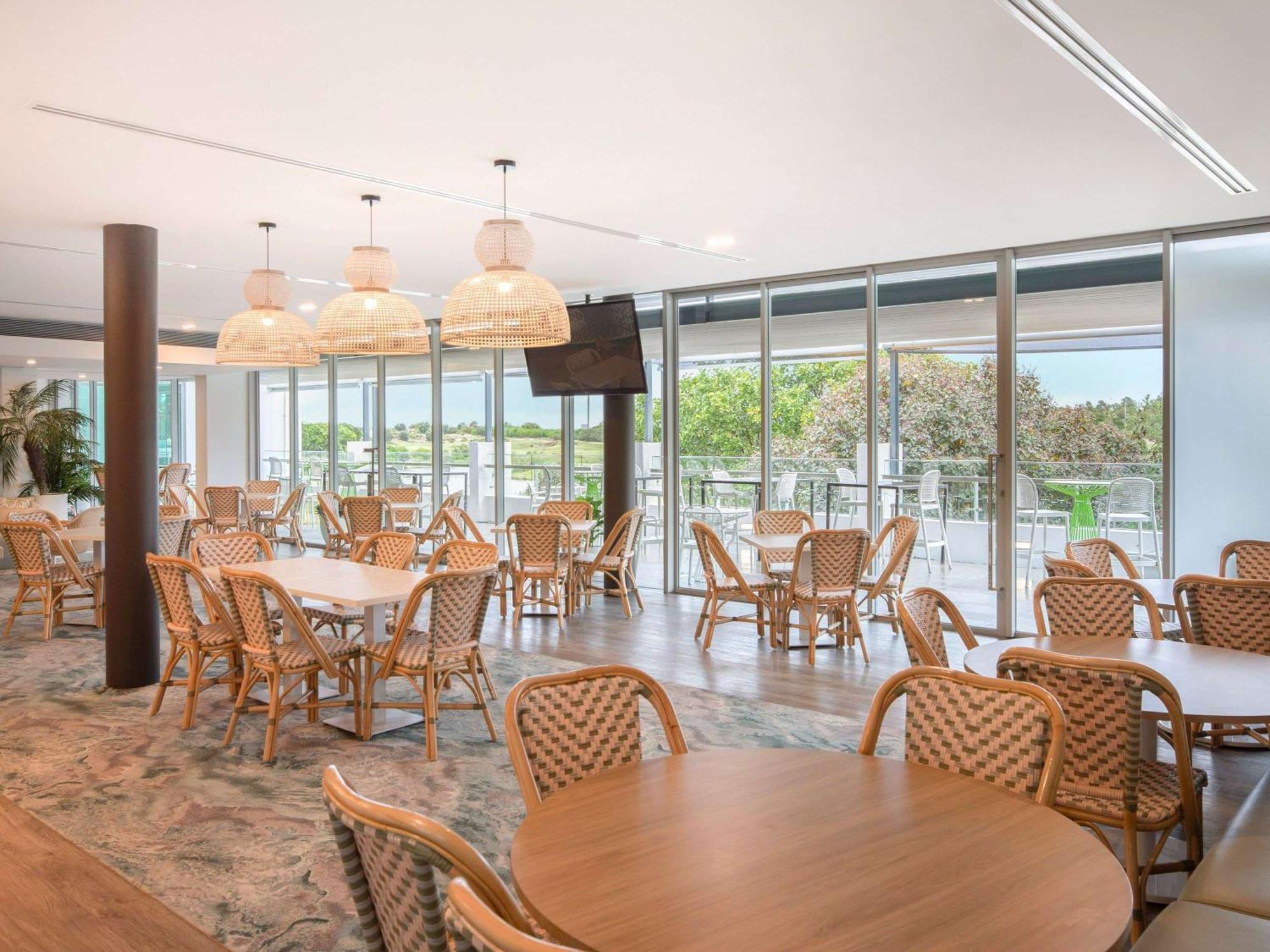 Pullman Magenta Shores Resort Entrance Esterno foto The River Club